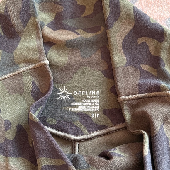 OFFLINE By Aerie Real Me
Crossover High Waisted 5" Bike
Short - Picture 2 of 3